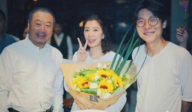 《利刃出击》是一部由刘猛执导,杨烁,牟星,翟小兴,张旭,江水,李飞