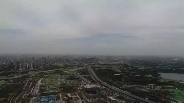 高逼格规划、世茂\/融信\/恒大等大佬抢驻 郑州这