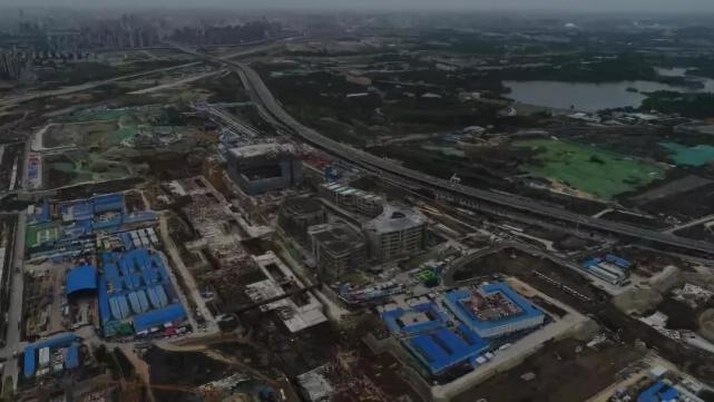 高逼格规划、世茂\/融信\/恒大等大佬抢驻 郑州这