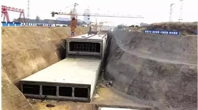 高逼格规划、世茂\/融信\/恒大等大佬抢驻 郑州这