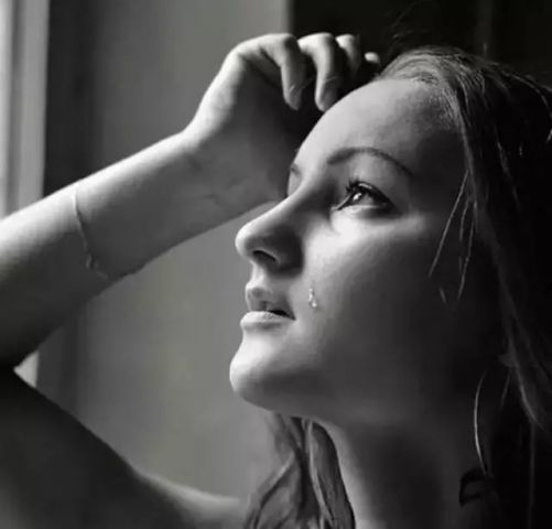 百听不厌:让世界落泪的大提琴曲--《殇》 杰奎