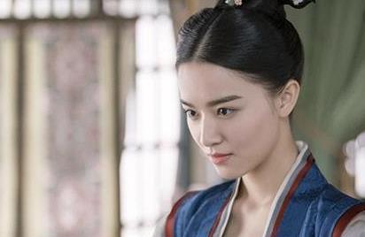还记得巴啦啦的方珍妮吗如今22的她已经出演多部影视作品