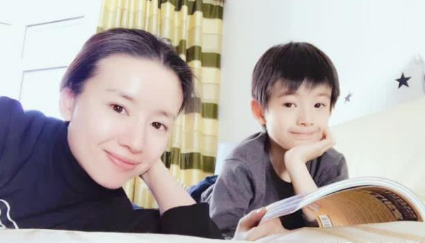 《幸福一家人》邱泽家质朴低调 翟天临家超豪华 董洁家哭笑不得