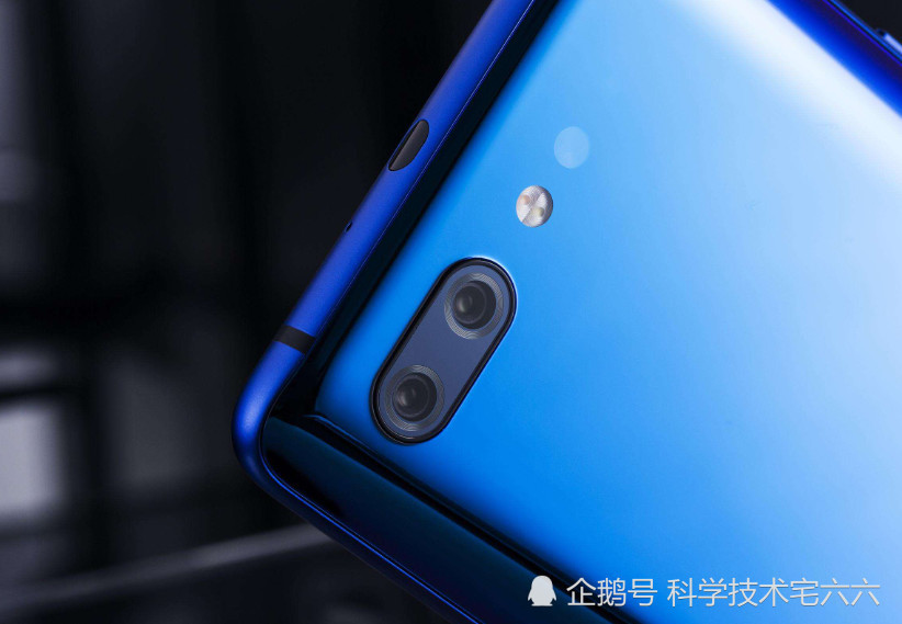 努比亚X和NEX双屏版,谁才是双屏幕旗舰机皇?