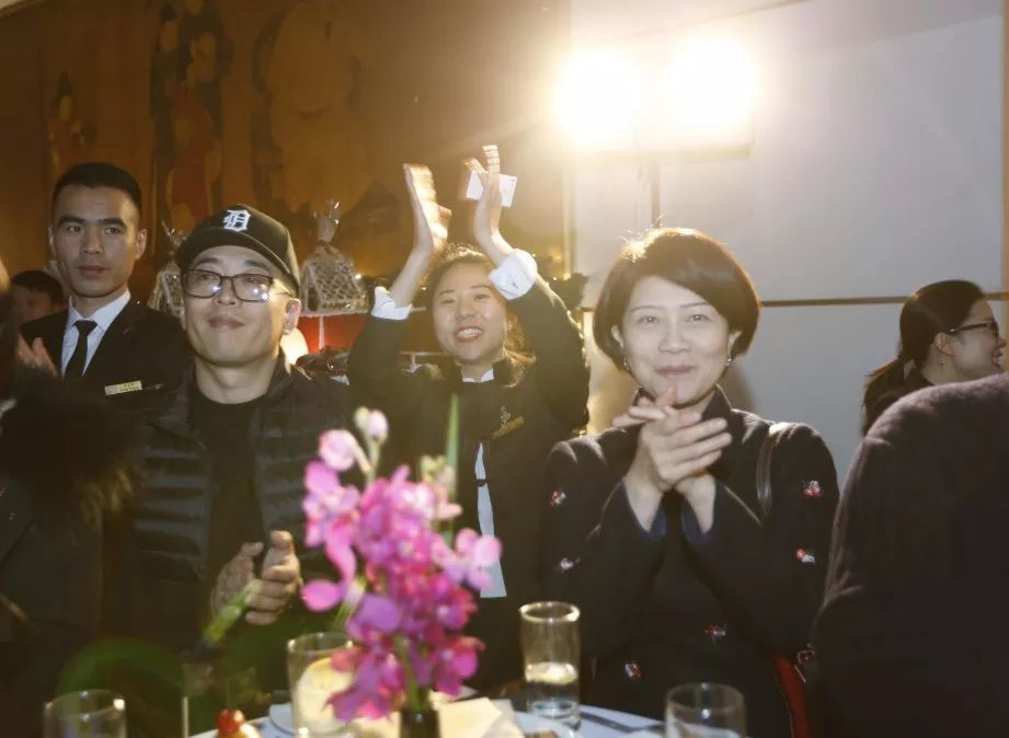 北京盘古七星酒店开业十周年庆暨圣诞点灯仪式完美落幕