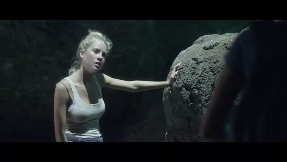 时间陷阱2 泰勒被野人砸死 外星人出现!