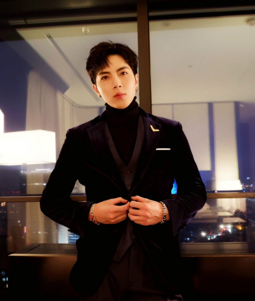 偶练秦奋外公去世队友送安慰换一种方式守护阿拉奋奋