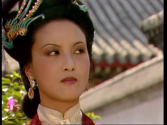 平儿|王熙凤和贾琏合欢，为何让平儿在屋里？一个铜盆透露出平儿的不堪