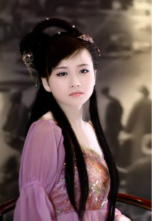 金庸笔下有三个外国美人 一个痴情 一个悲情 一个滥情 腾讯网