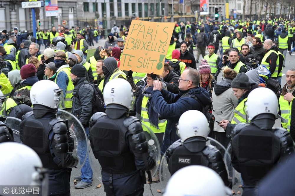 影响外溢 法国黄背心示威游行扩散至比利时、