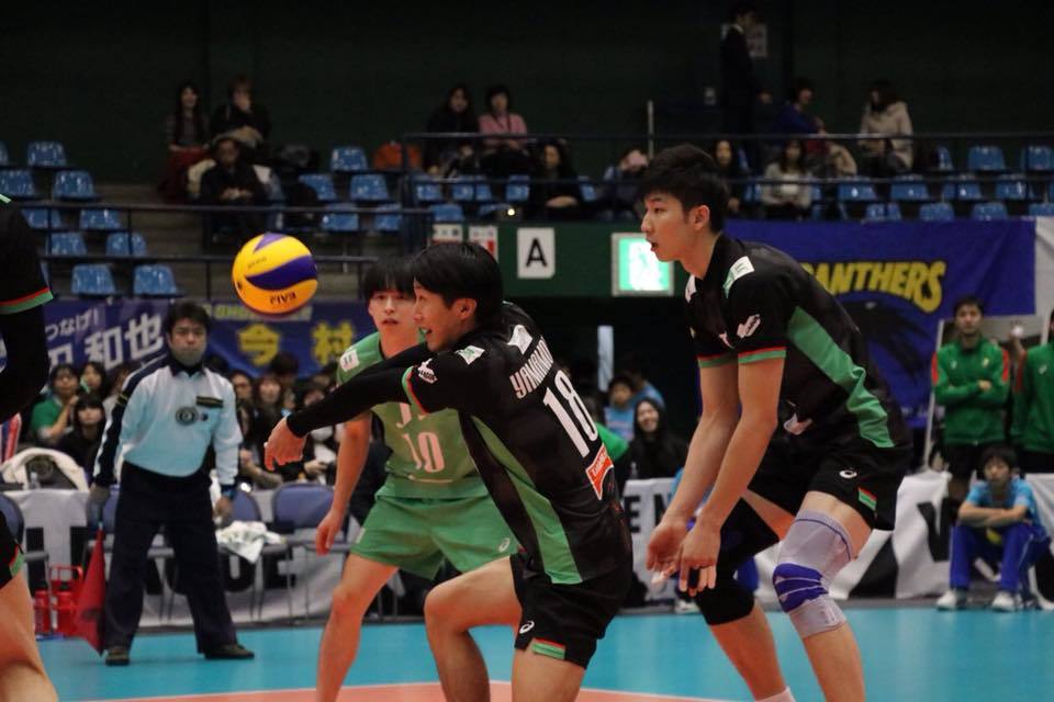 刘力宾大腿抽筋轰24分穆塞尔斯基43分3 2双杀jt雷霆