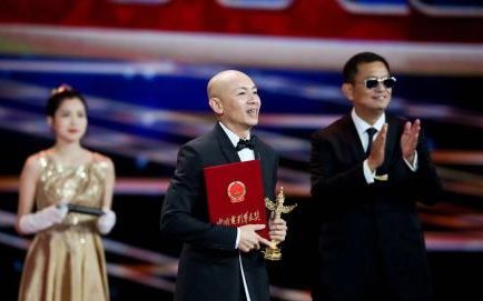 威实力捅刀子《复联4》发布预告;吴京华表奖拿