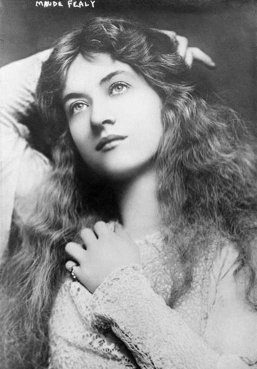 百多年前的美女,零修图,没有神术的时代,有不同的感觉吗?