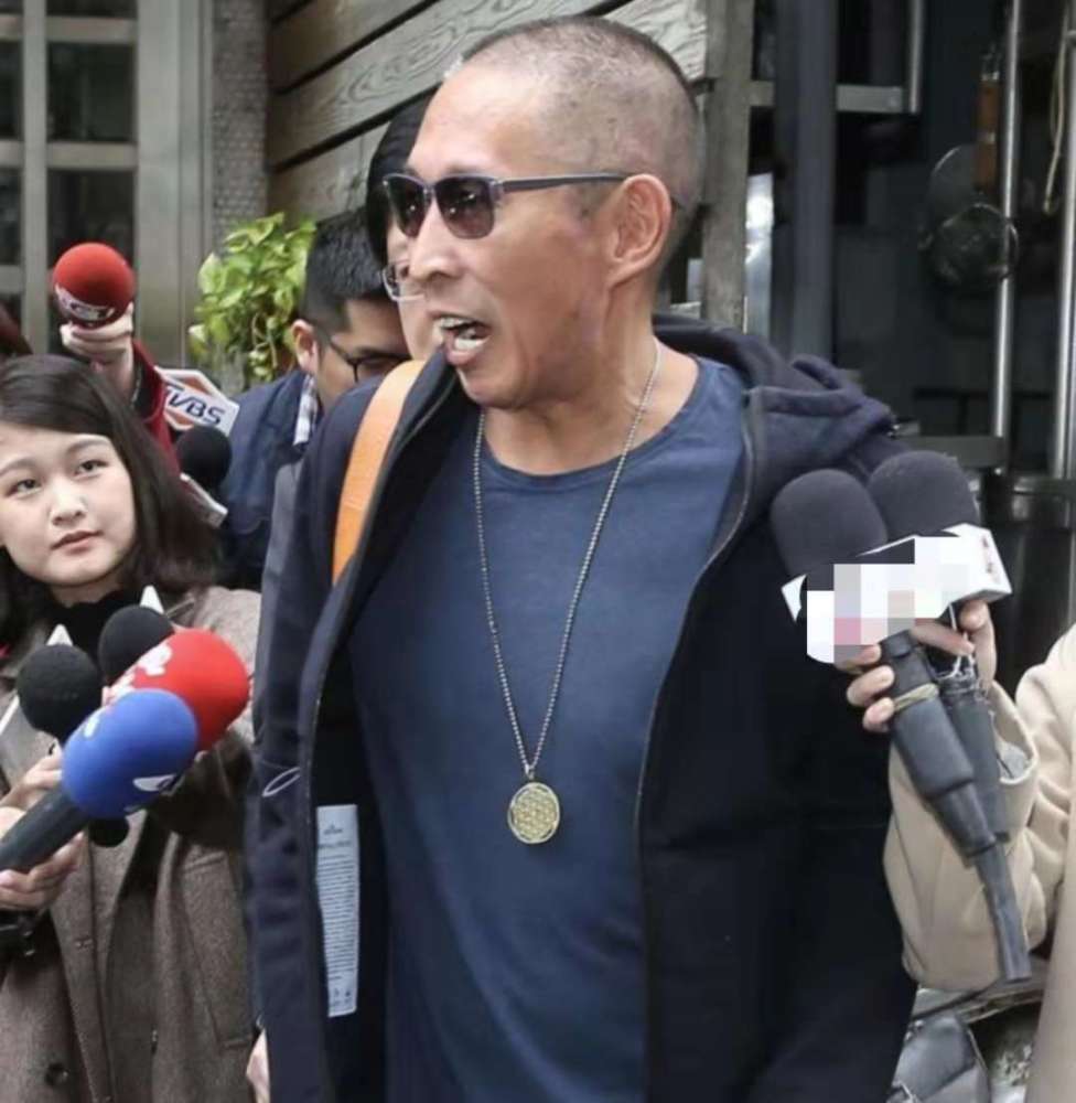 \