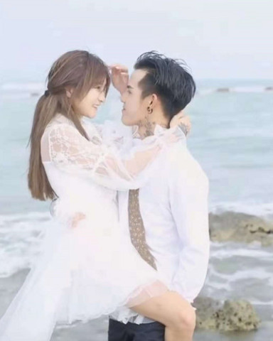 抖音最火的4对网红情侣,殷世航何婧婧上榜,第