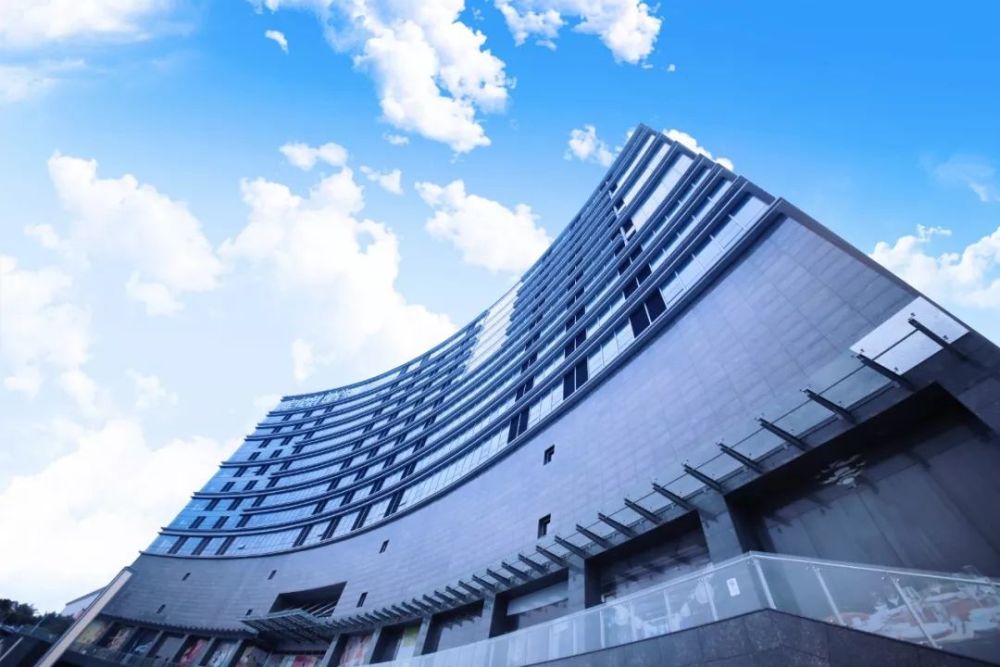 最后,我还是觉得银力更适合我一些,因为除了健身知识外,银力体育还有