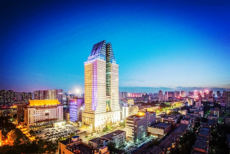 中国最牛的城市,火车能够直达全国任意省会,被誉为是小深圳