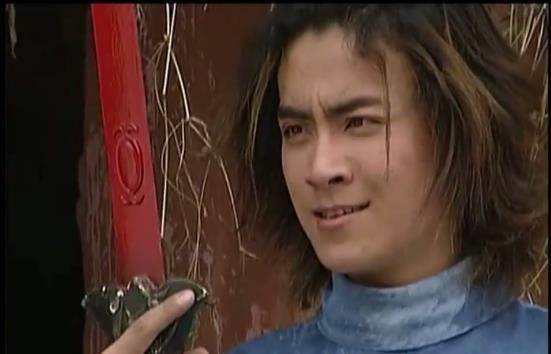 《风云》断浪被称为剑痴,真正的剑痴是剑皇,为剑放弃皇位!