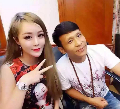 现在说起快手上的女网红,大家都会想到小伊伊,刘大美等,这些网红通过