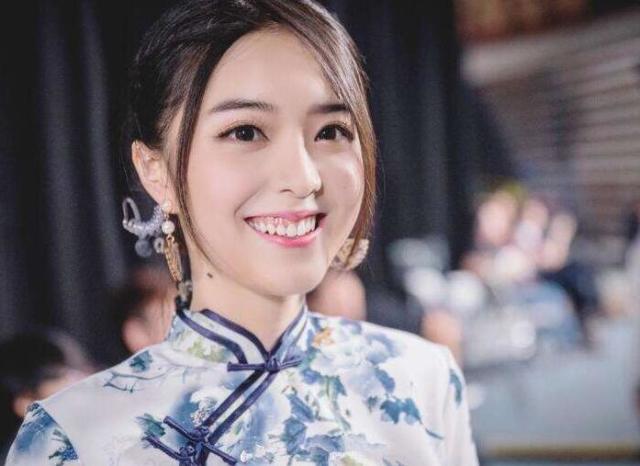 ig夺冠最危险falg终于完成!当看到她飞行装时,全场沸腾!