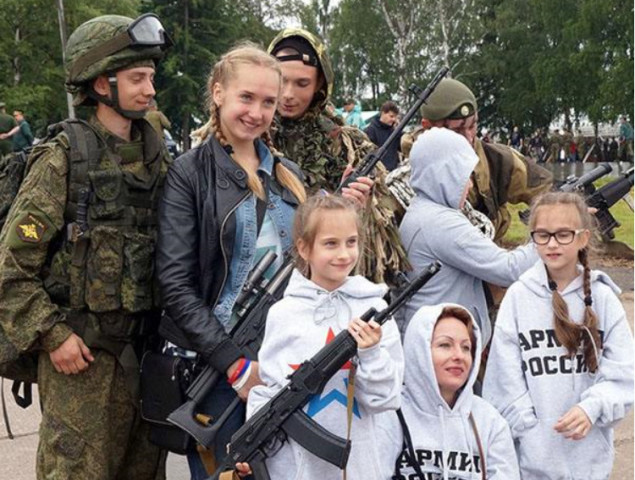 世界顶尖大国实力新排名,黑化的法国垫底,加拿