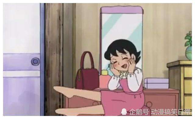 哆啦a梦 大雄妈妈摘下眼镜后和静香好像 难道静香是大雄小姨 大雄 静香 哆啦a梦 野比玉子 野比