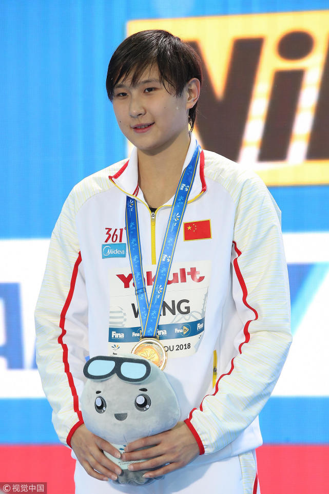 因减肥误入泳池的她两破世界纪录王简嘉禾我不是天才少女