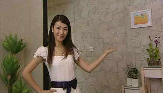 谁还记得巴啦啦小魔仙中凌妈妈?家中别墅带花园,老公帅气还宠她