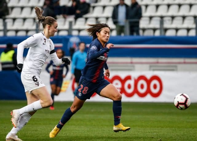 法媒评法甲女足半程最佳阵容:王霜+日本队长入