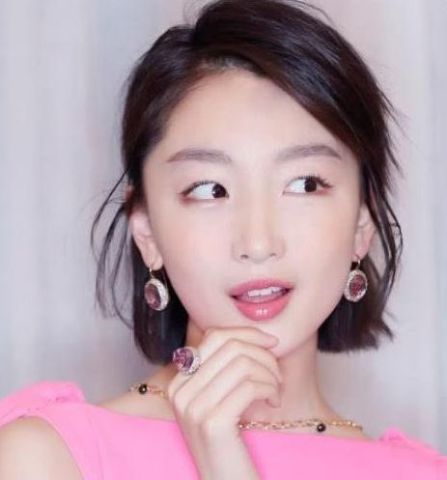 周冬雨大鹏戏内尽显默契,粉丝:从举动就知道,好朋友没错