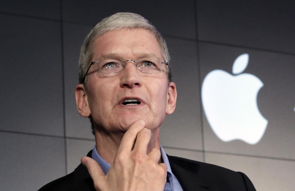 苹果公司成为美国第一家估值达到2万亿美元的公司