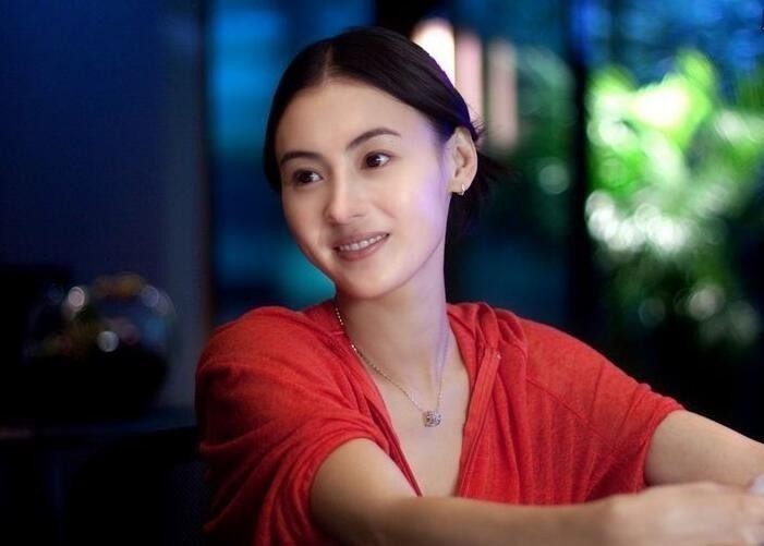 张柏芝生下第三胎:老公是谁不重要,幸福感要自