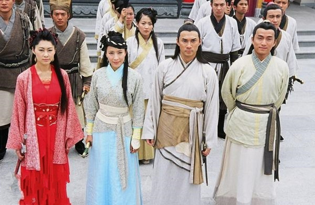 四小飞鱼:出自电视剧《布衣神相》,分别指的是宋晚灯,叶楚甚,叶梦色