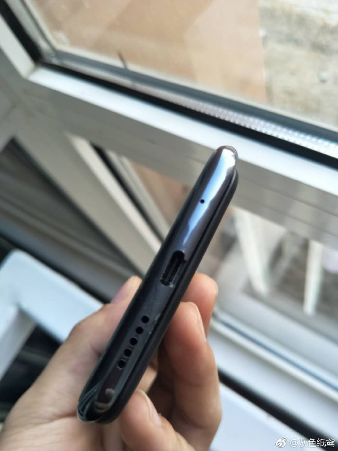 荣耀Magic2充电口开裂事件,并不是个例,余承东