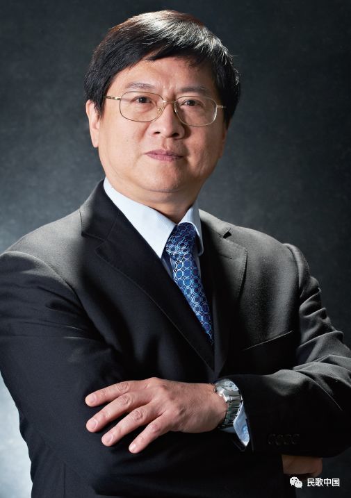 献礼建党百年瞿琮姚峰廖昌永联手打造火炬高举起