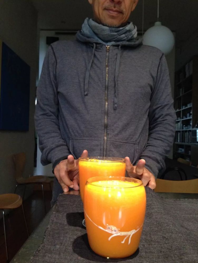 坂本龙一的18件日常必需:教授吃什么、穿什么