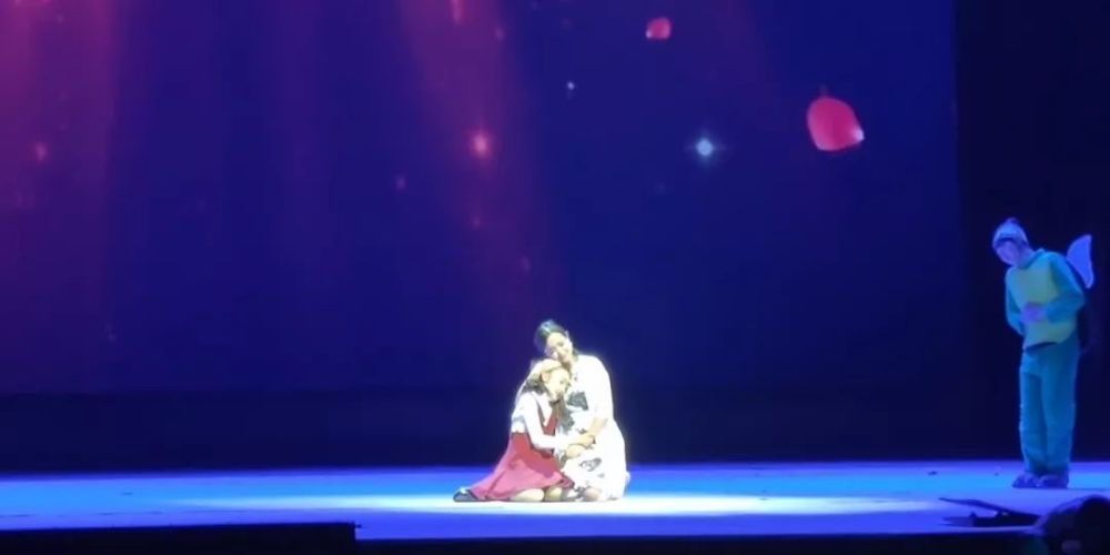 赤峰元旦春节期间惠民演出拉开帷幕!