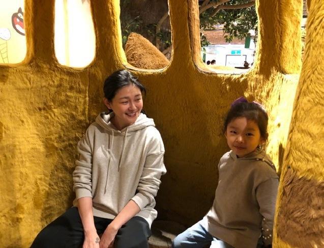 汪小菲|汪小菲再发长文14天隔离结束，为了到内地出差，才狠心离开女儿