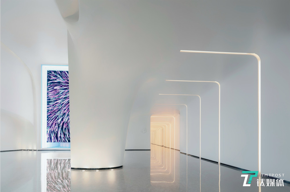 阿里巴巴未来酒店开业了 这个新物种真的能颠