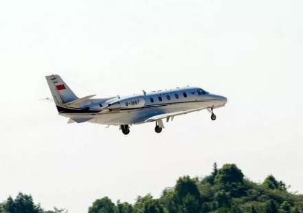 岳阳三荷机场26日首航 这9条航线陆续投入运营