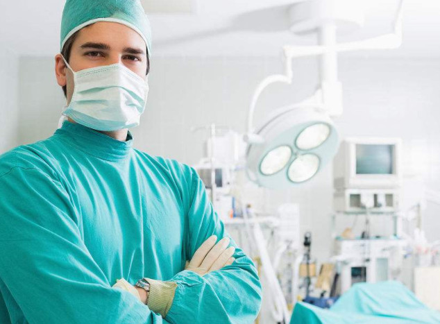 医生晒出11月的工资条,看到真实收入后