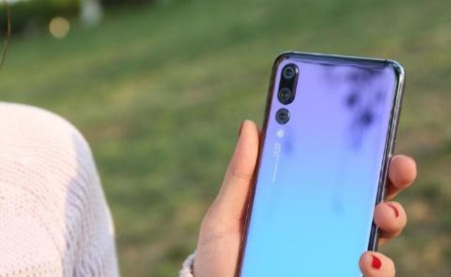 小米mix3很好,但是对比华为p20pro后我有点后