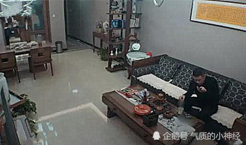 《变形计》最逆天土豪爹,一个车牌价值百万!网