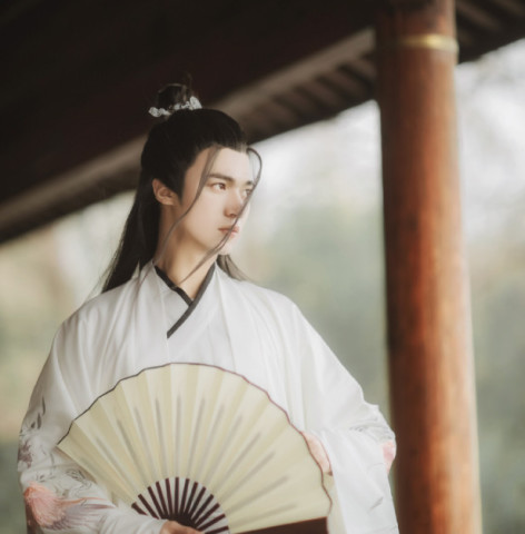 王者荣耀:mds对战qg战队赛,剑仙一手干将莫邪秀破天际