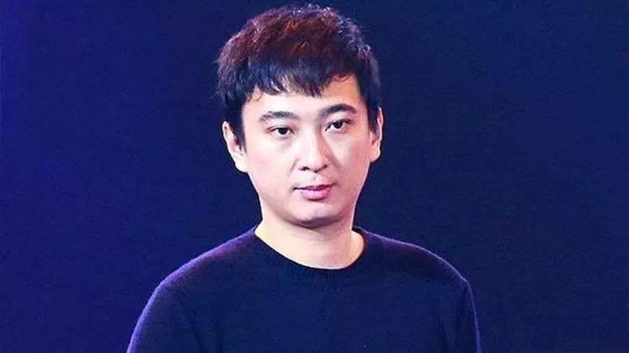 王思聪|手滑还是站队？王思聪点赞徐明朝道歉博文，曾在成团夜嘲讽yamy