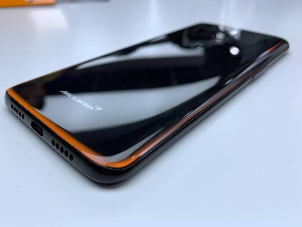 一加6T迈凯伦定制版体验:外观抢眼手感出色