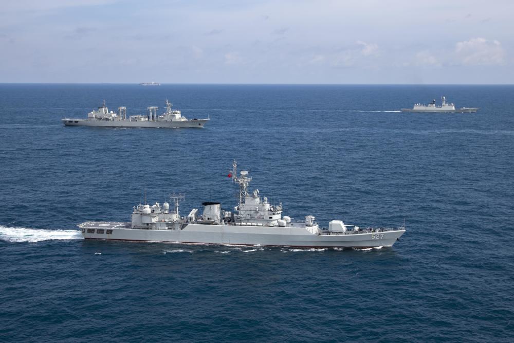 海军护航10周年100艘次军舰巡弋亚丁湾展现大国担当