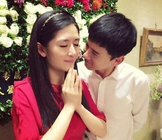 张杰庆生首晒双胞胎女儿照片,跳跳和悄悄也太可爱了吧!