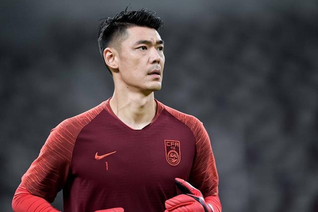 期待!中国男足新主帅公布大名单,西甲门神入选