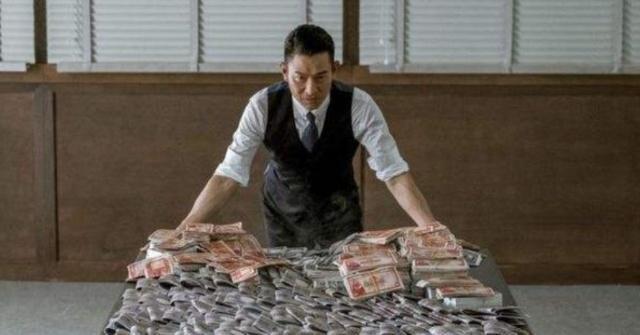 五亿探长雷洛原型,对电影不满意,认为他不配和自己平起平坐